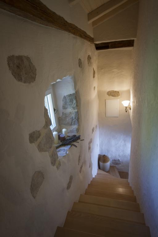 White Cottage Heritage House Čižići Eksteriør billede